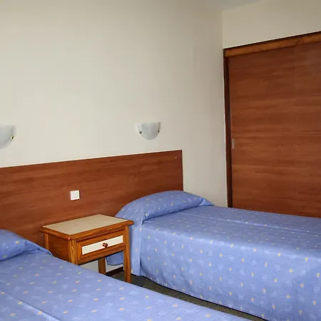 Apart Otel Roca - 2*